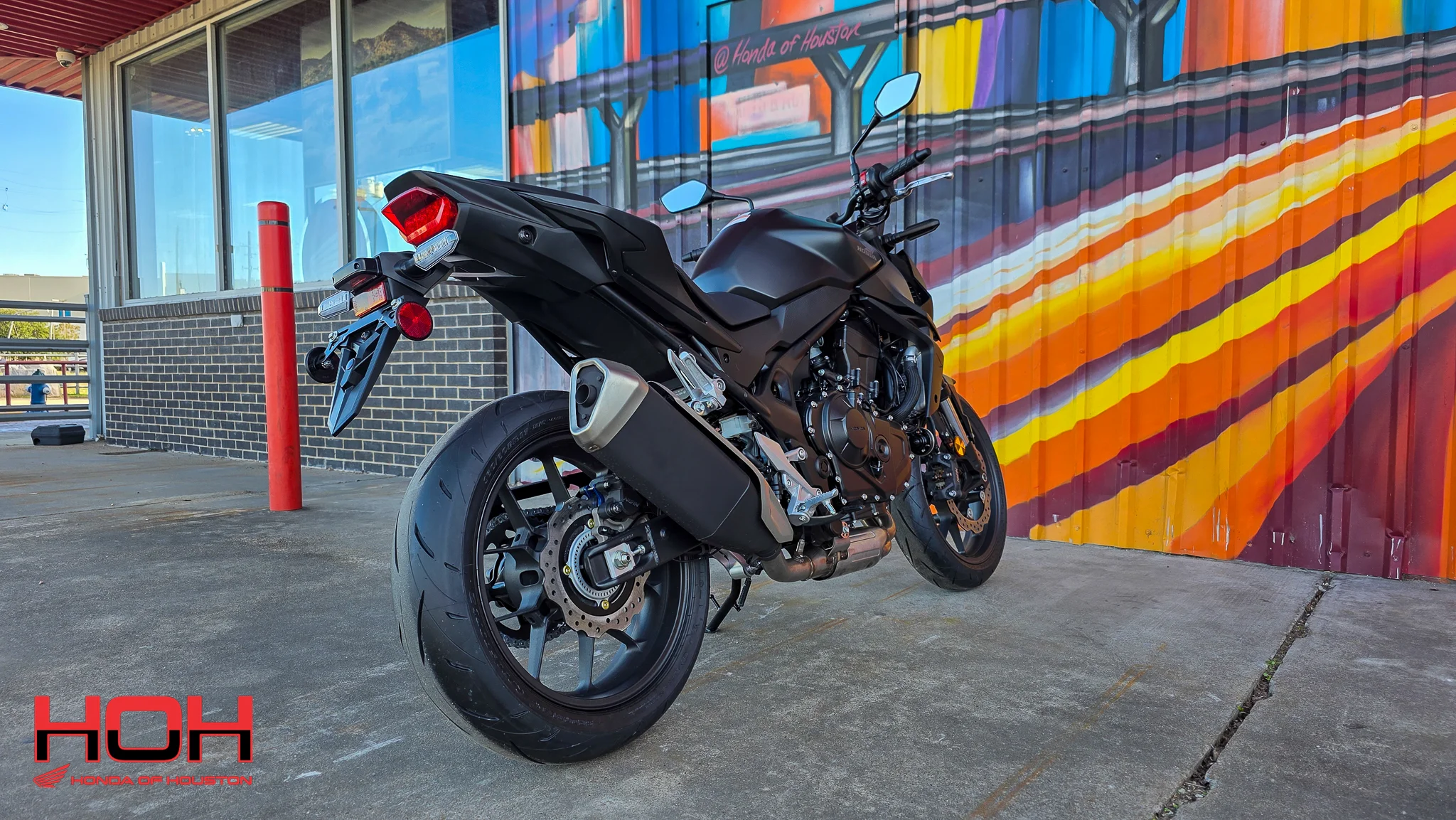 2025 HONDA CB750 Hornet in BLACK - view 2