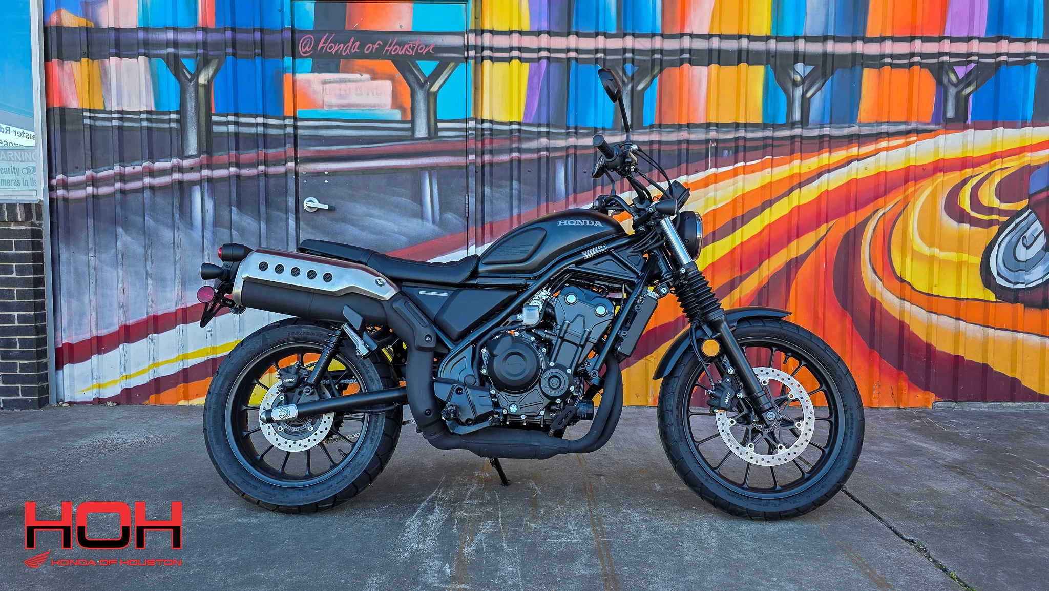 2025 HONDA SCL500 in BLACK