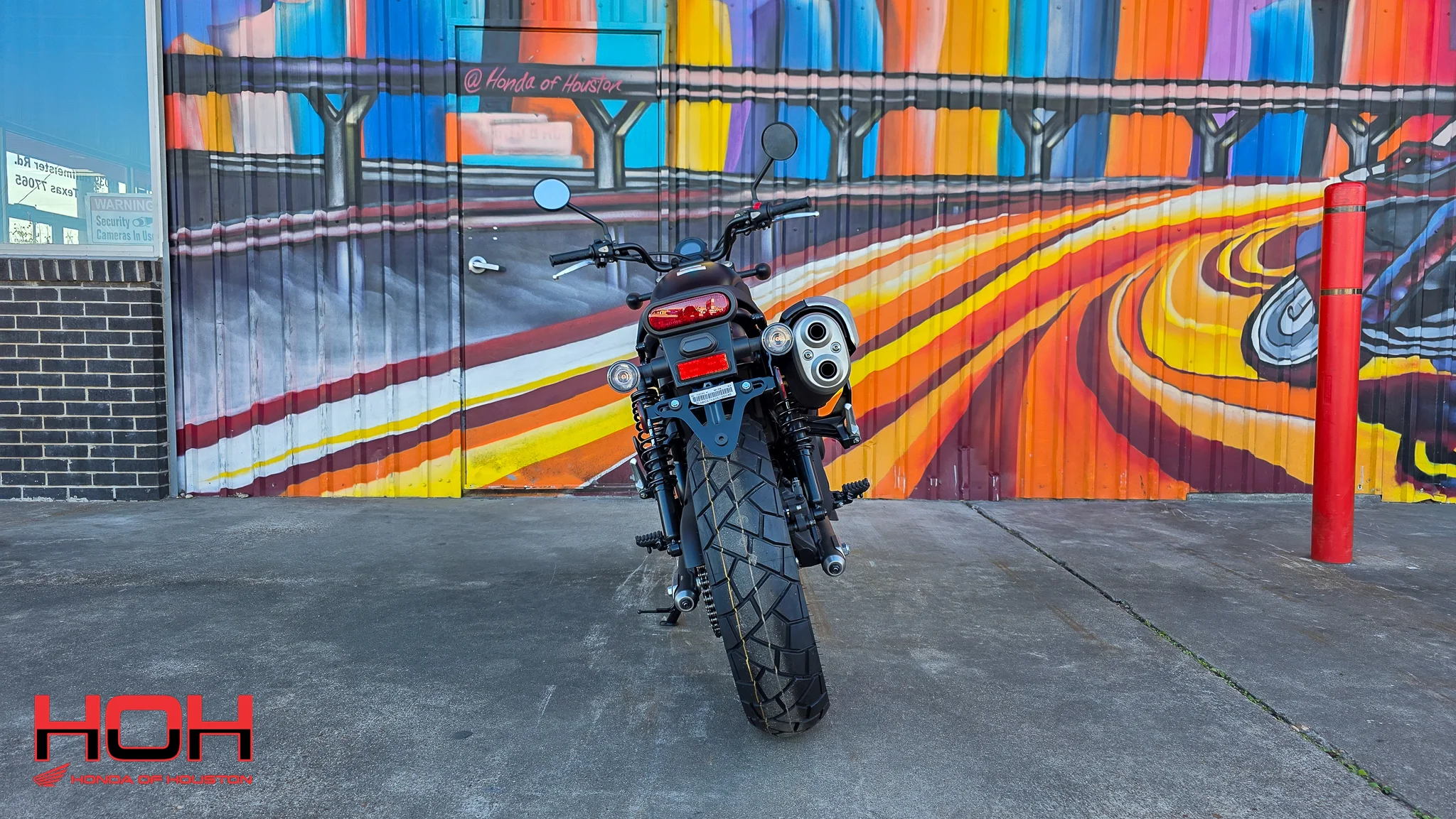 2025 HONDA SCL500 in BLACK - view 3