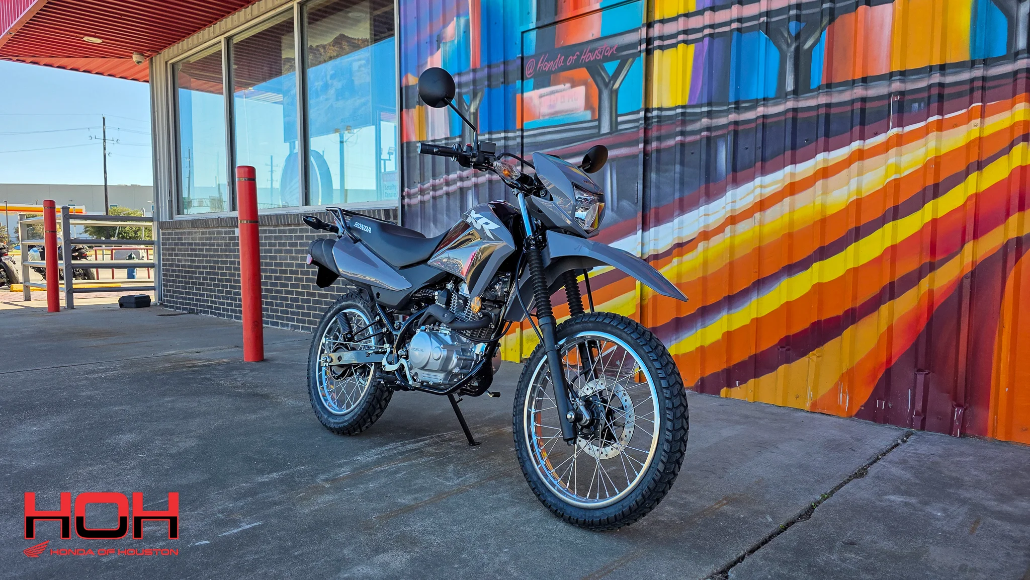 2025 HONDA XR150L in GRAY - view 8