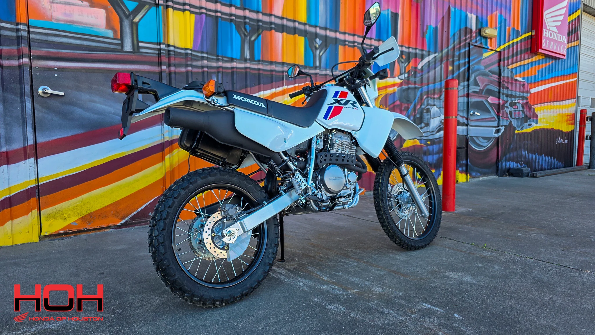 2025 HONDA XR650L in WHITE - view 2