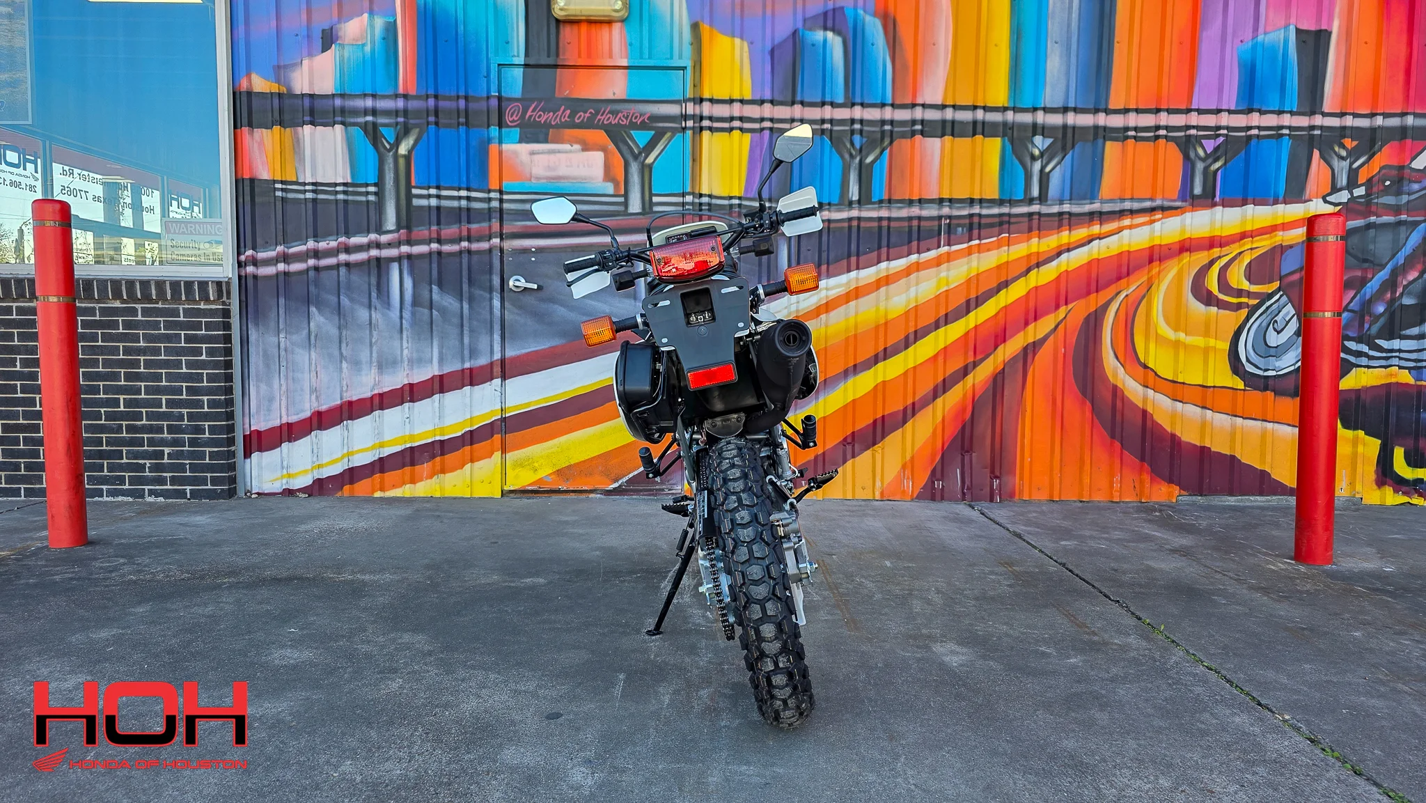 2025 HONDA XR650L in WHITE - view 3