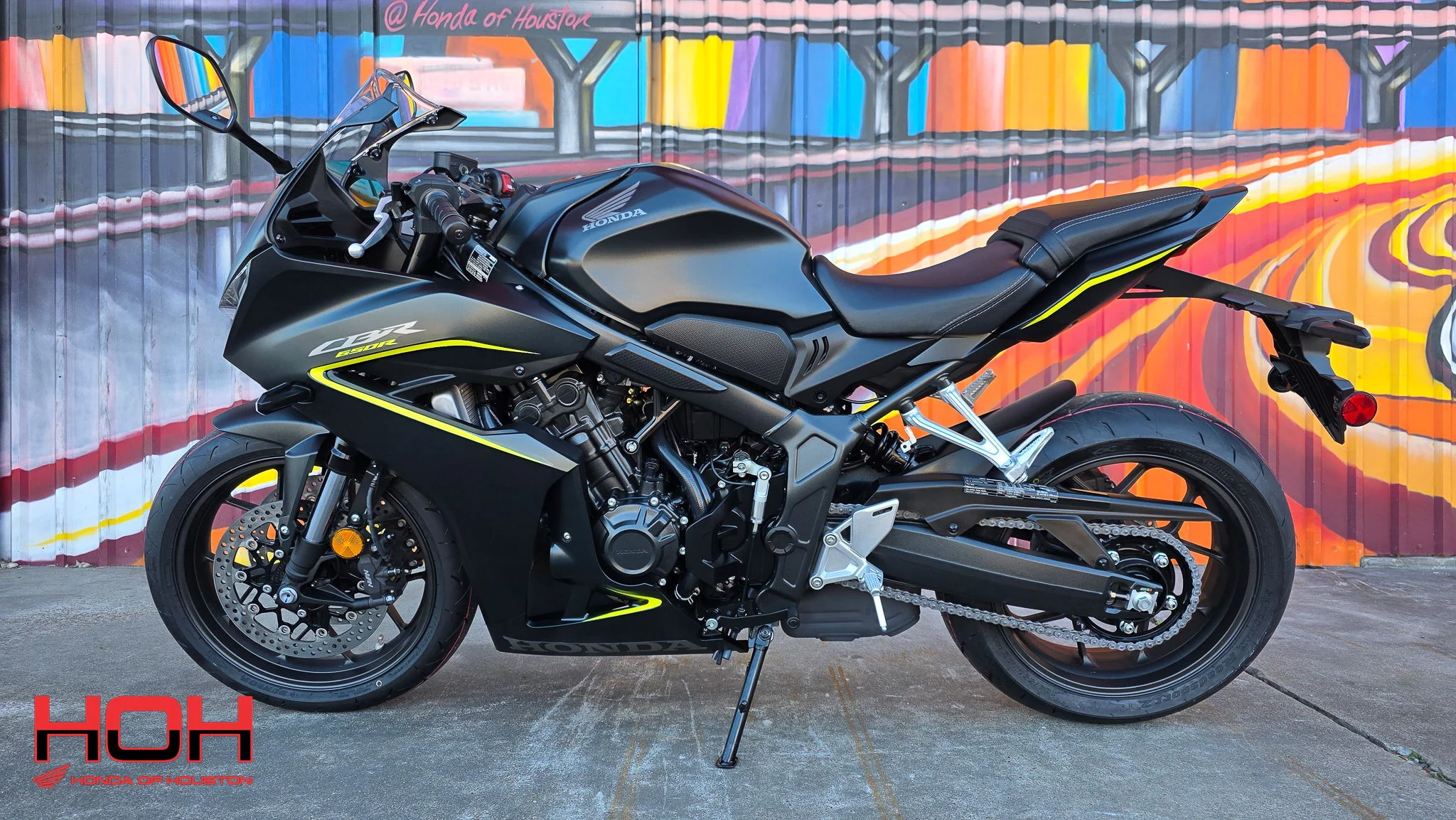 2026 HONDA CBR650R E-clutch in BLACK - view 8