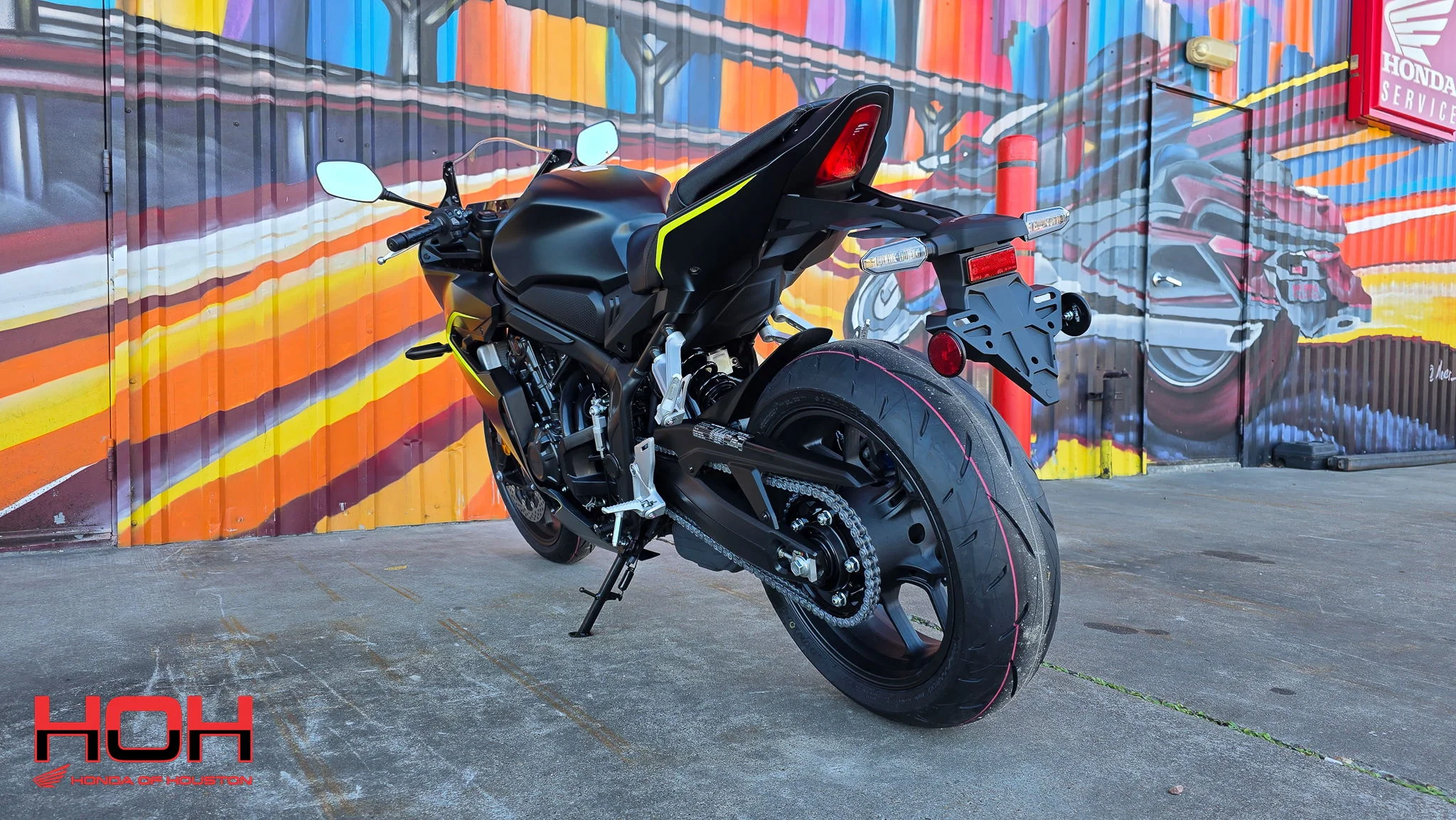 2026 HONDA CBR650R E-clutch in BLACK - view 7