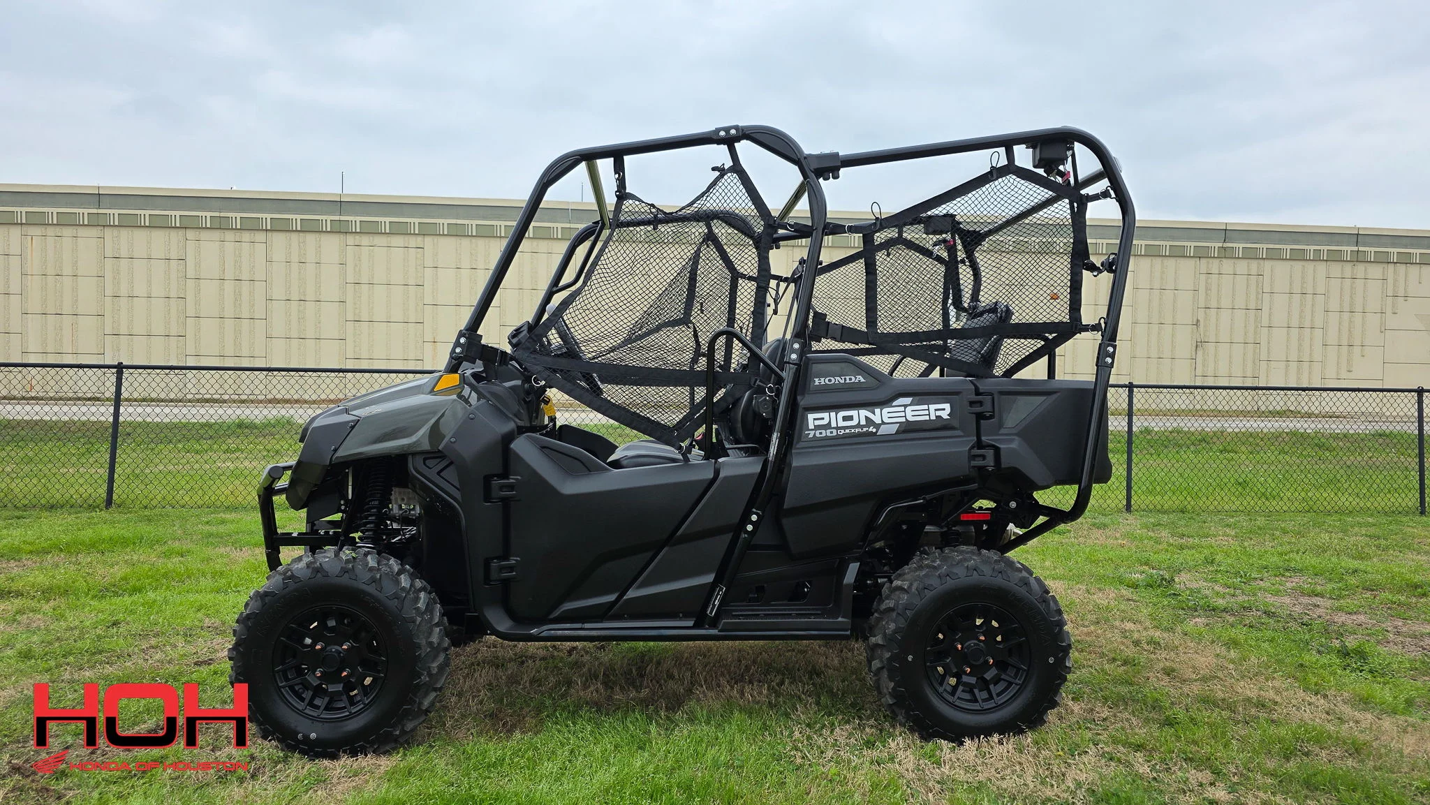 2026 HONDA Pioneer 700-4 Deluxe in RED