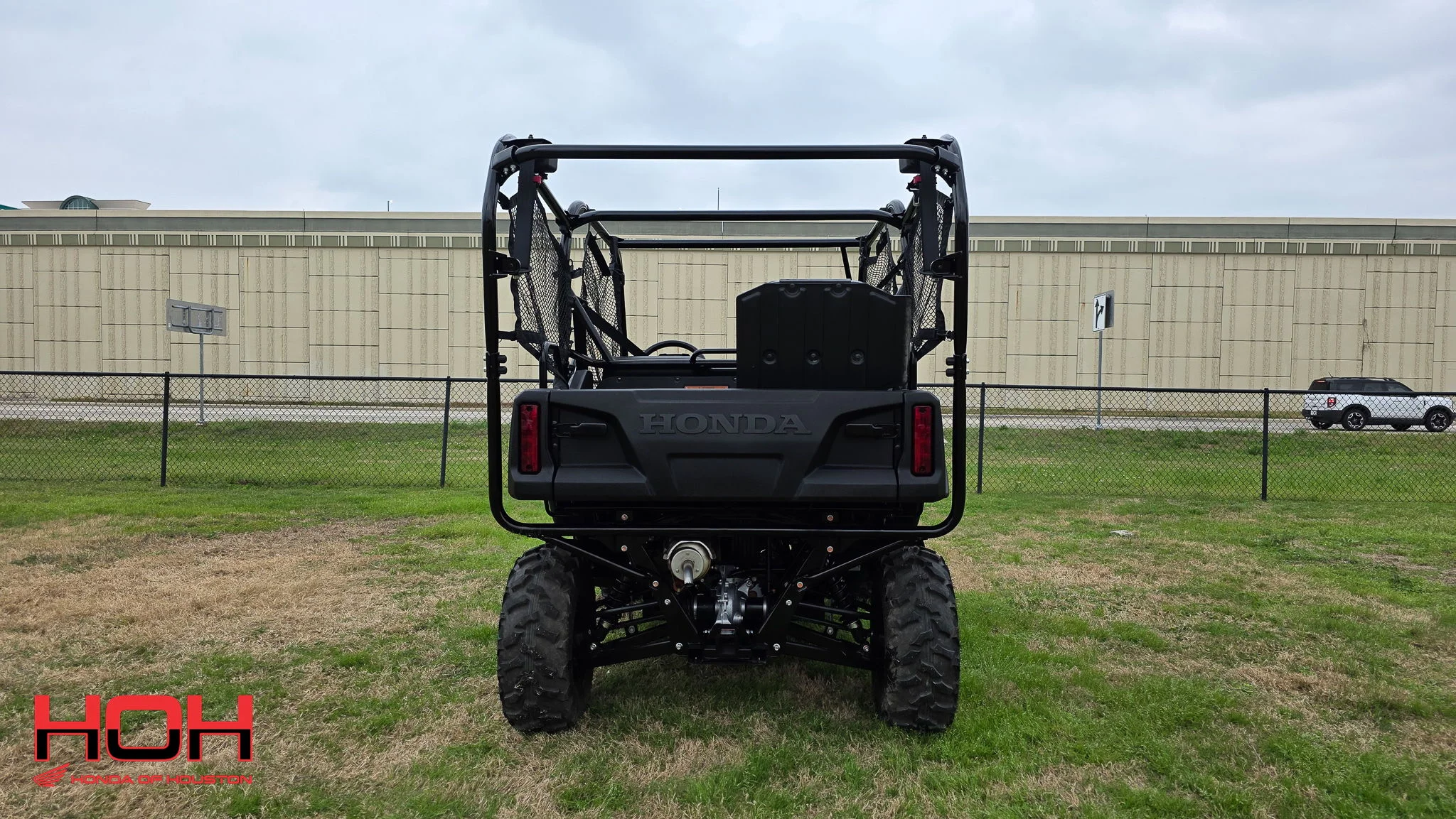 2026 HONDA Pioneer 700-4 Deluxe in RED - view 7
