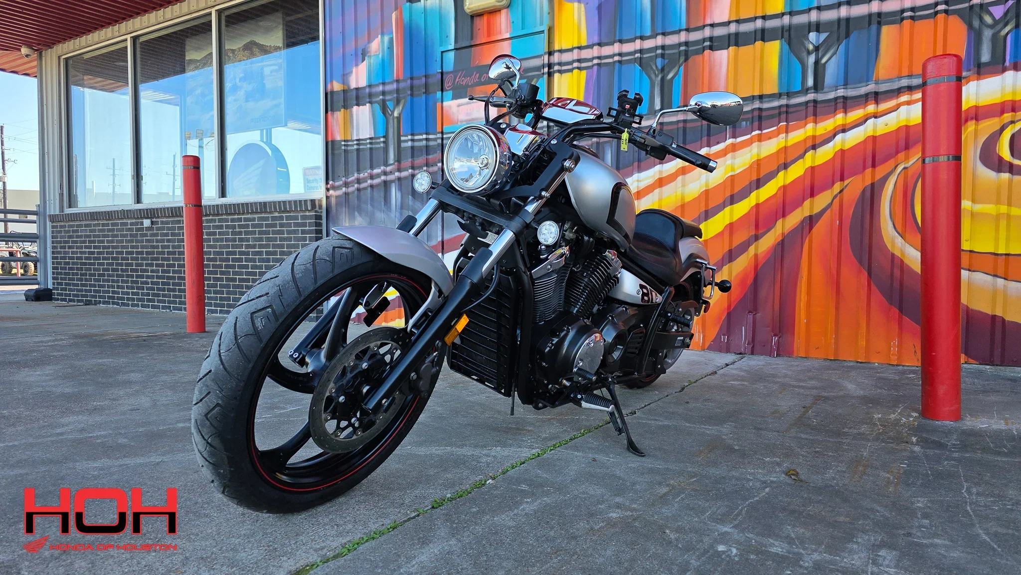 2015 YAMAHA Stryker in SILVER - view 6