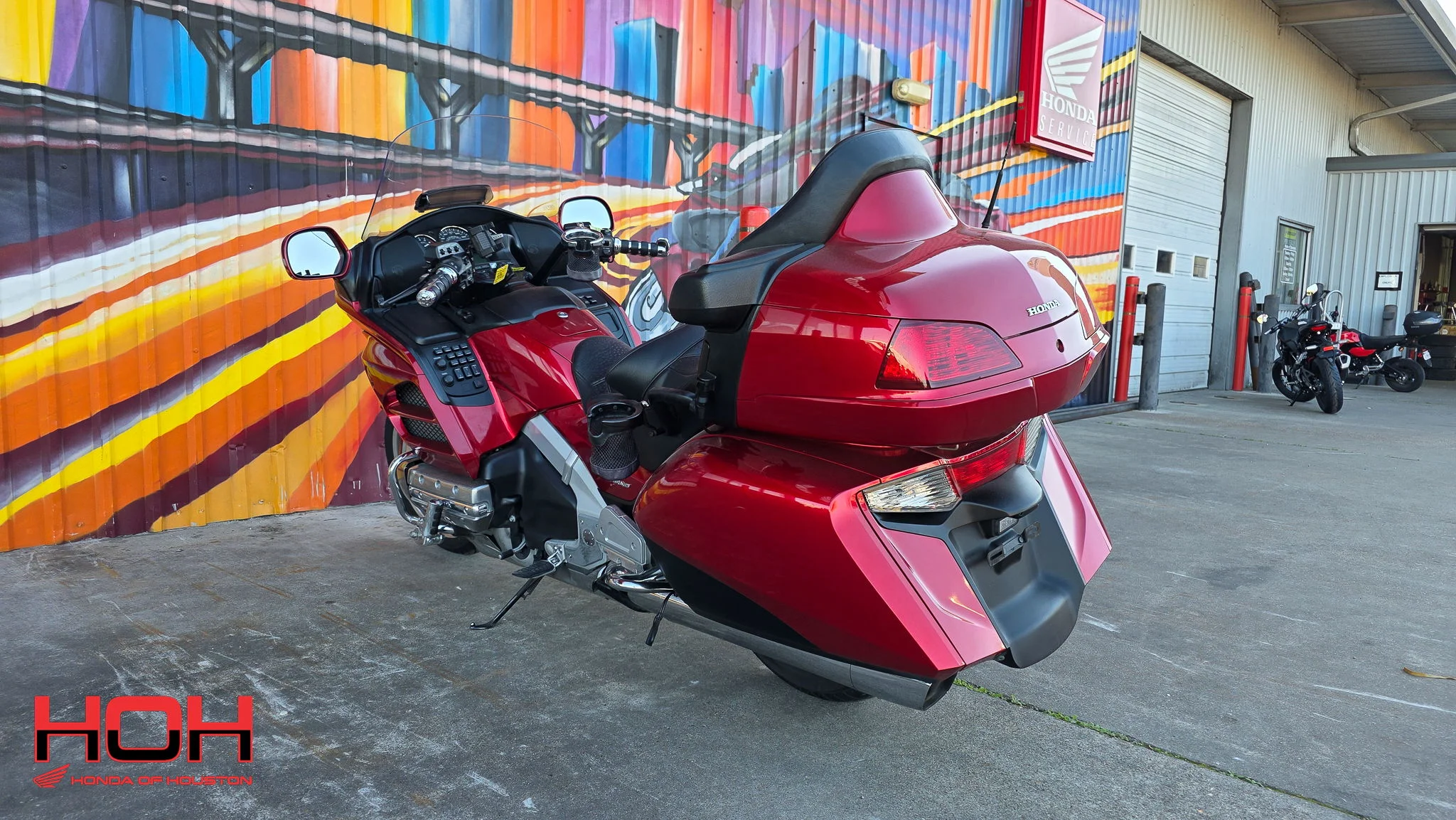 2017 HONDA GOLDWING Audio Comfort in RED - view 4