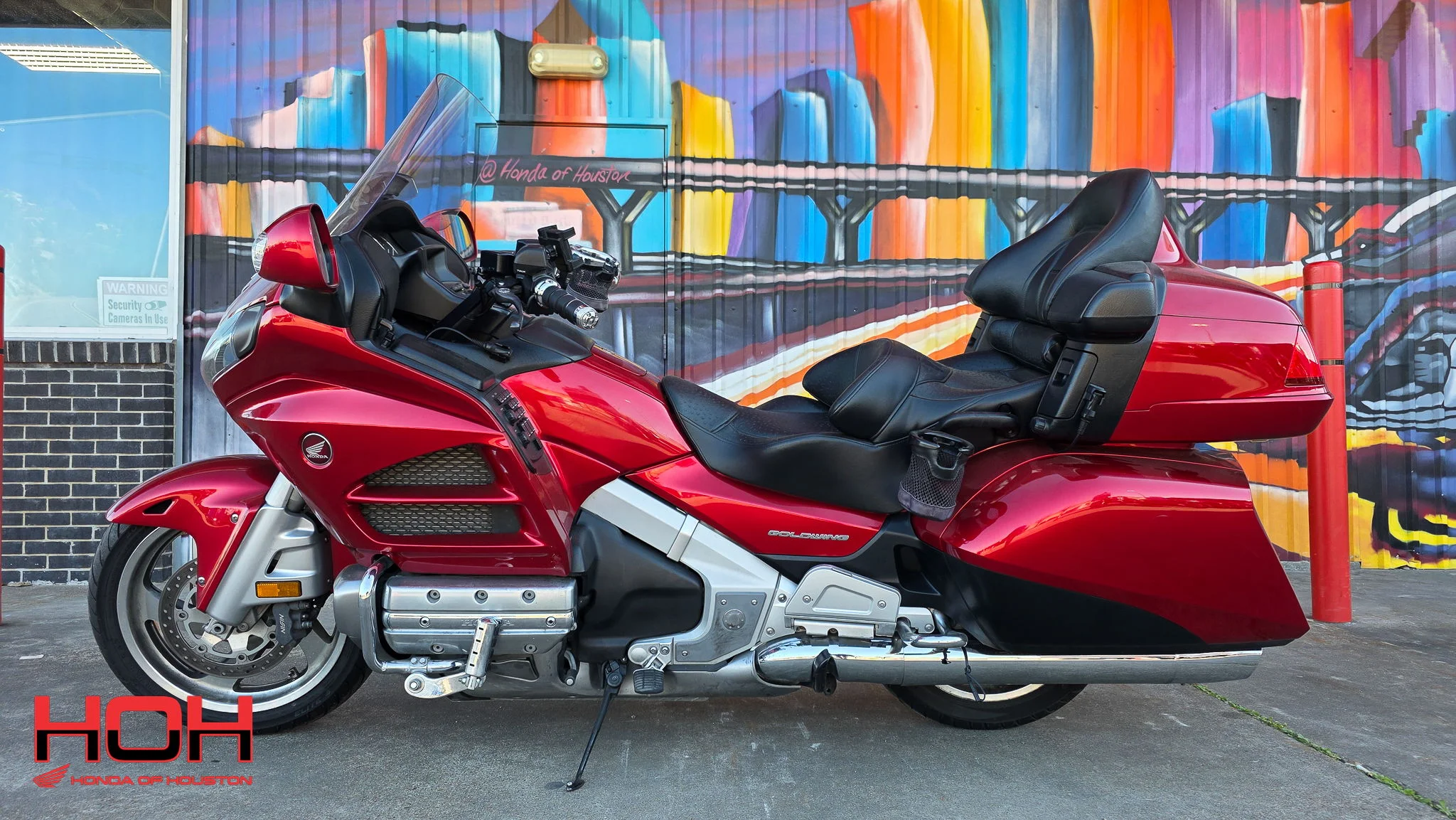 2017 HONDA GOLDWING Audio Comfort in RED - view 5